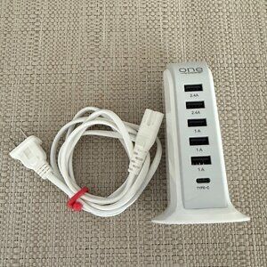 One Power Desktop USB Power Hub Charging Tower